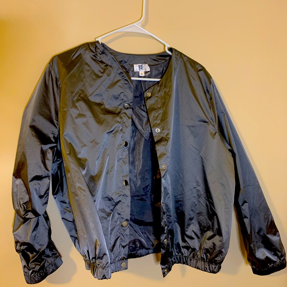 “Yal New York” light jacket